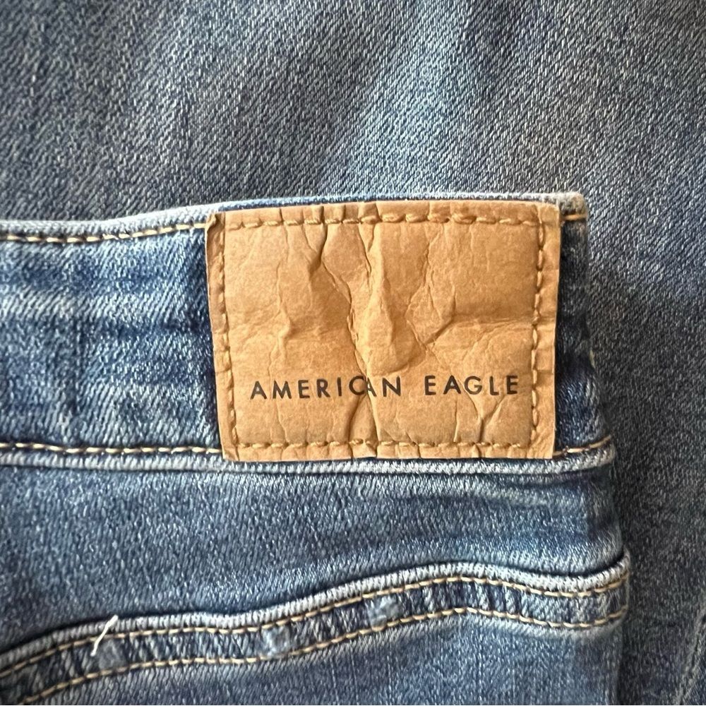 AEO Super High Rise Rip Flare Jean 18 NWT - Picture 3 of 5